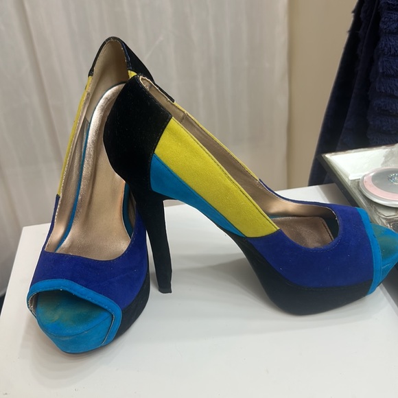 Colorful Peep Toes Heels Size 9 - Picture 2 of 3